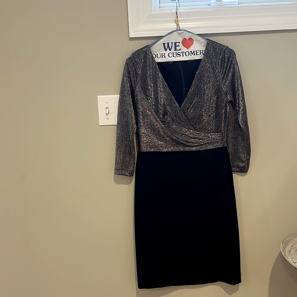 Lauren lined cocktail dress size 2